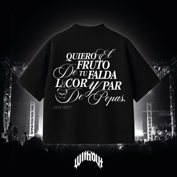 Camiseta Oversize Par de Pepas Negra