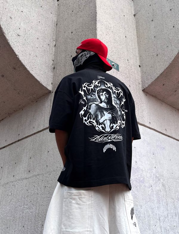 Camiseta Oversize "Gloria Pattri Sacto" | Negra